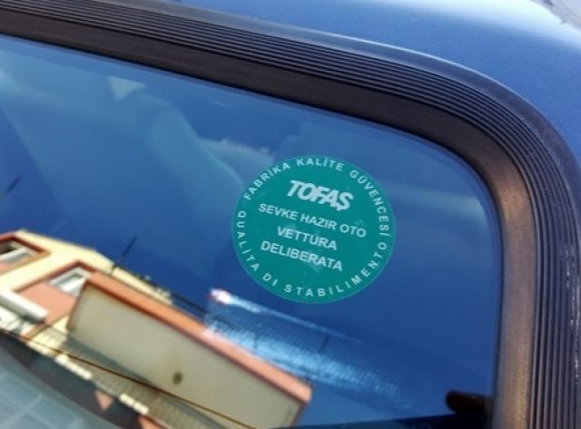 İçten Yapıştırma Araç Sticker